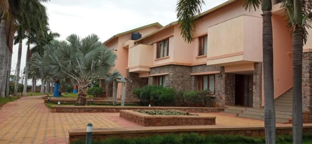 Krishna Heritage Resort Badami Εξωτερικό φωτογραφία